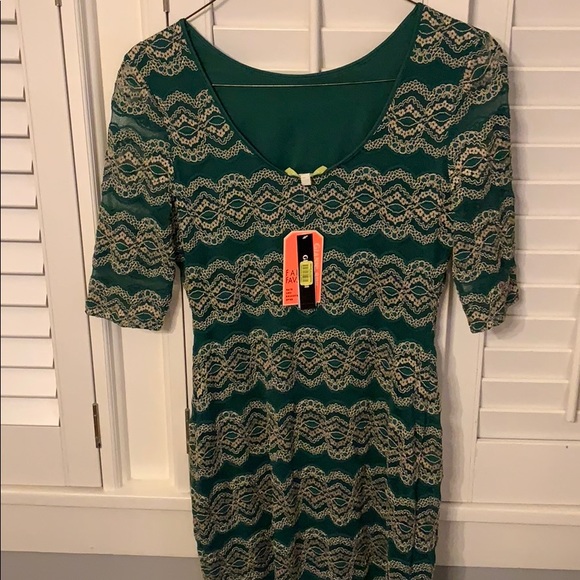 Beautiful Christmas dress - Picture 1 of 3